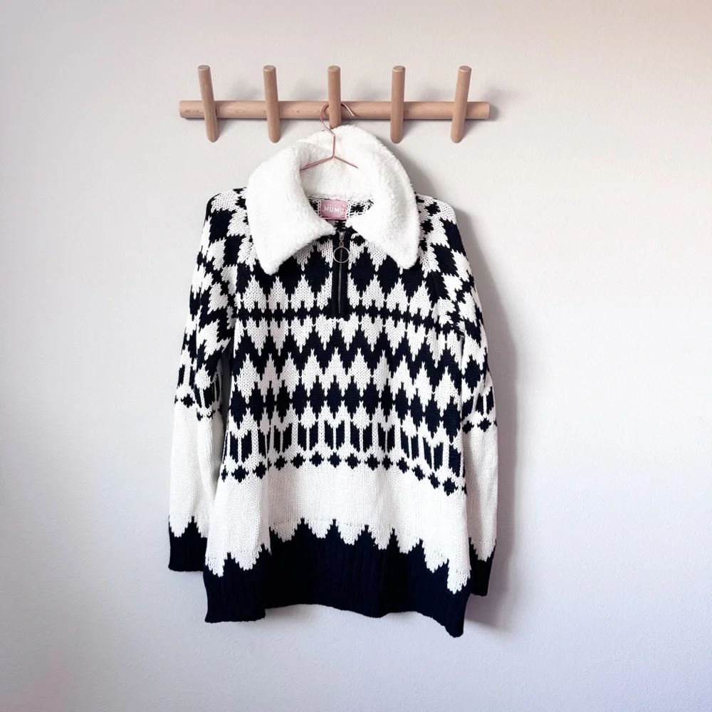 Show Me Your MuMu Sun Valley Black and White Sweater - Picture 4 of 13